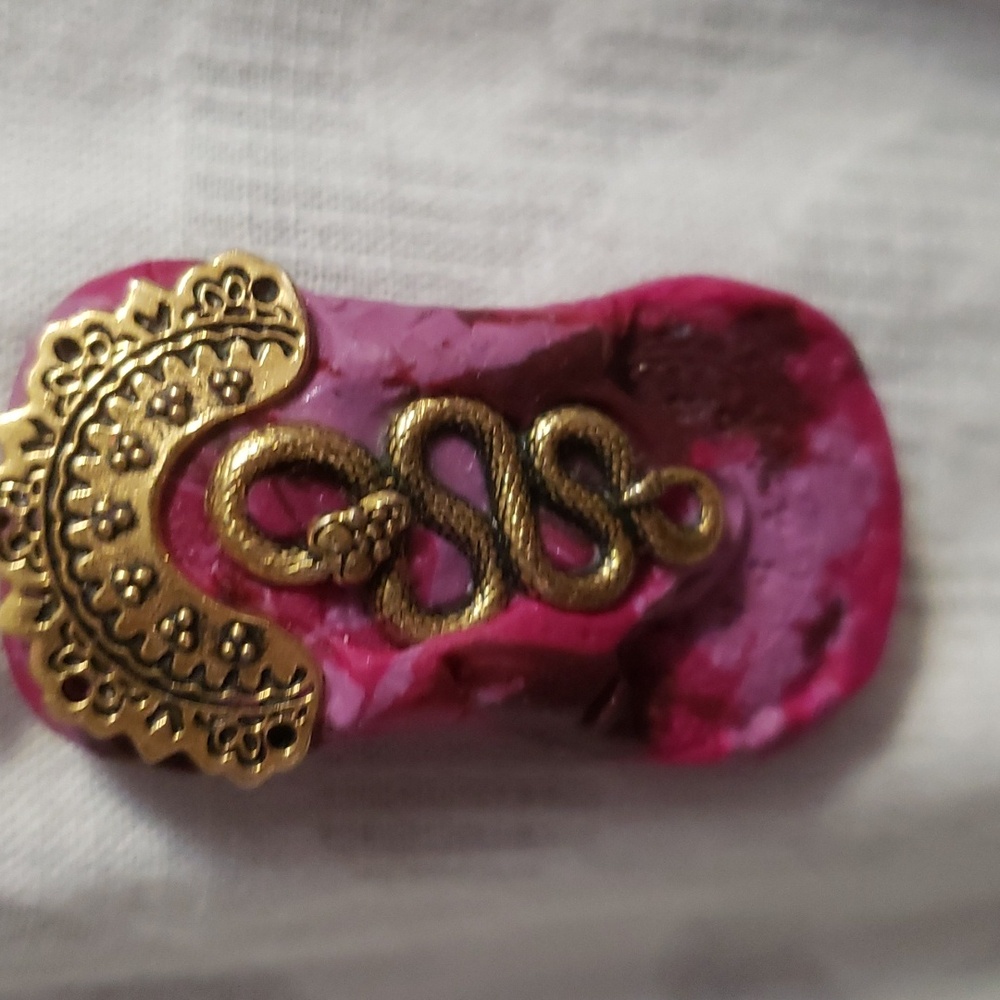 Handmade Necklace - Picture 4 of 9